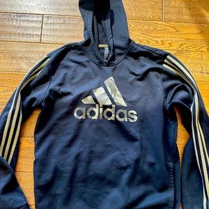 Adidas men’s hoodie size m
